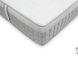 Image of the E-Volve Sleep Memory 2000 showing the corner of the mattress